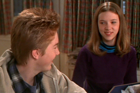 “黑寡妇”斯嘉丽·约翰逊30岁了!性感女神是如何炼成的?(1) - 21英语网